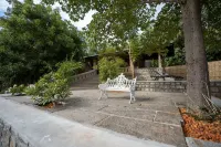Akshaya Bungalow by Sparsa Hotels in 