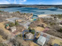 “Steps to the Lake” House, Hot Tub, Game Room, Deck