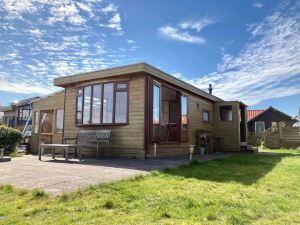 Waterfront Holiday Home ‘Sonnenschein’ (3 Persons) with Sauna