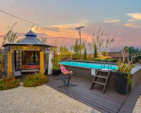 路易莎之家 約書亞樹 約書亞樹村酒店