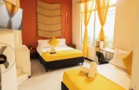 Africa House-Casa Hotel Laureles-La70