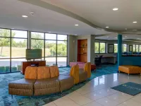 La Quinta Inn & Suites by Wyndham Edmond Hotels in Edmond