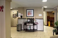 Quality Inn & Suites Farmington Hotels in Farmington