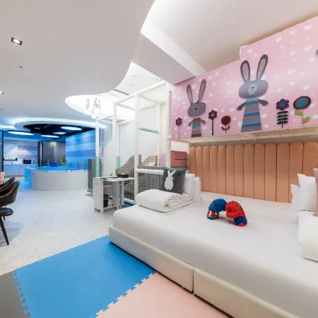 Almond Kids Hotel