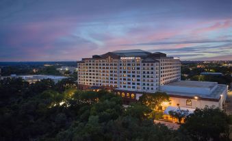 Renaissance Austin Hotel