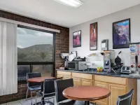 錫達城Travelodge by Wyndham飯店 錫達城酒店