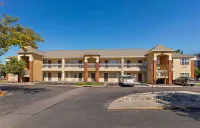 Extended Stay America Select Suites - Denver - Aurora South Hotels near Gateway Square