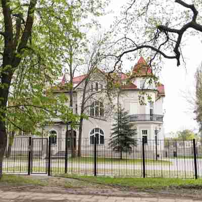 Srebrna Luxury Apartments - Willa Fabrykancka Hotel Exterior