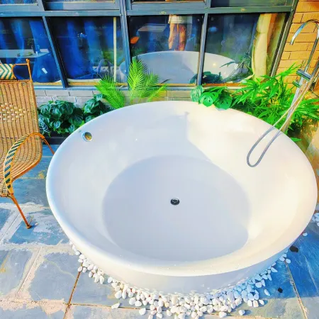 Mingyueshan Tangchi Hot Spring Hotel