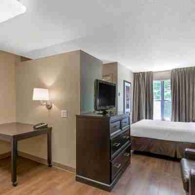 Extended Stay America Suites - Raleigh - RTP - 4919 Miami Blvd Rooms