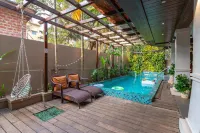 Riva Gold Coast - ที่มีสระว่ายน้ำ