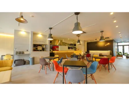 ELE HOTEL KUZUHA Отели рядом со станцией Hirakatashi Railway Station