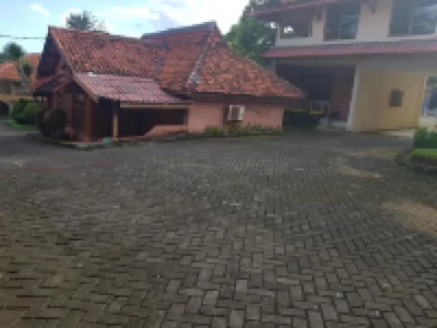 Hotel Pantai Mutiara Hotels in Cisolok