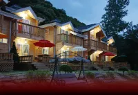 dagagada pension Hotels near Indoor Ice Sculpture Square
