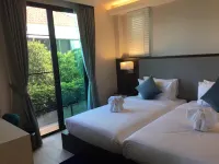 ลาพลาย่า บีช ฟรอนท์ พูลวิลล่า ชะอำ