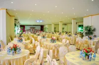 Green Grass Hotel & Restaurant