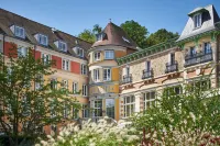 Le Grand Hotel, the Originals Relais Hotels in Évaux-les-Bains