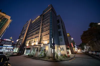 Wonju Mari Hotel Hotels near 원주CCC