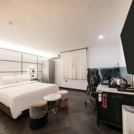 Iksan Hotel 174