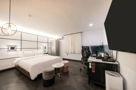 Iksan Hotel 174 Отели в г. Иксан