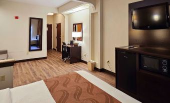 Quality Inn & Suites Near St Louis and I-255