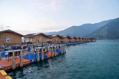 Le Roi Floating Huts & Eco Rooms Tehri Hotels near Surkanda Devi Temple