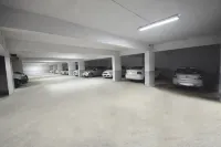Hotel Opal - Parkplatz