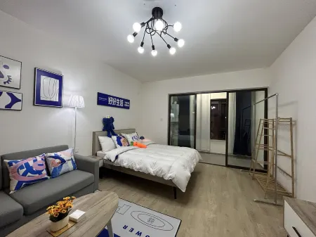 Xiaohuang's Oh Homestay (Emeishan Road)