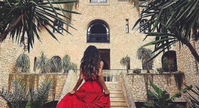 拉蘇丹娜沃利迪耶酒店