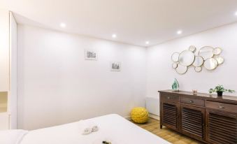 Charming Parisian Loft in Batignolles