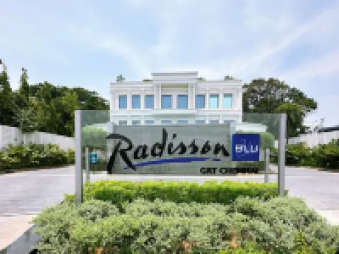 Radisson Blu Hotel & Suites GRT Chennai Hotels in Chennai