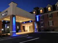 Holiday Inn Express & Suites Merrimack