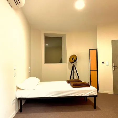 Hostel Flamingo Nimes