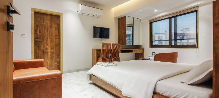 Tirupati International Hotel di Surat