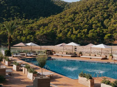 Mondrian Ibiza Hôtels à : Cala Llonga