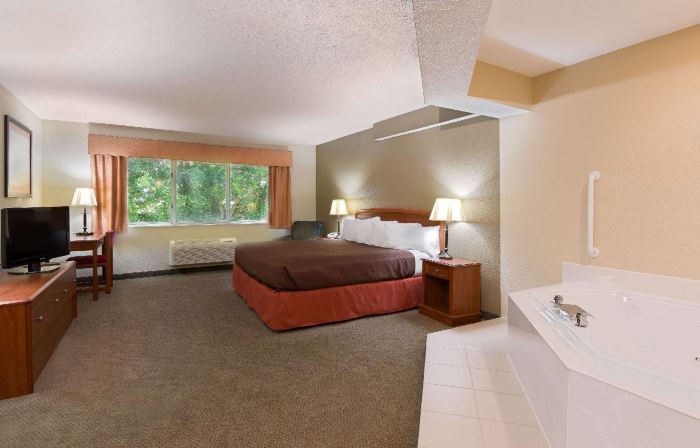 AmericInn by Wyndham Republic