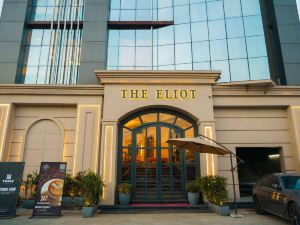 The Eliot Hotel & Banquet