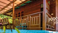 Baan Kiao Resort Koh Phangan. Family and Studio Bungalows - parcheggio