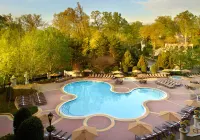 Omni Shoreham Hotel - Rooftop Pools