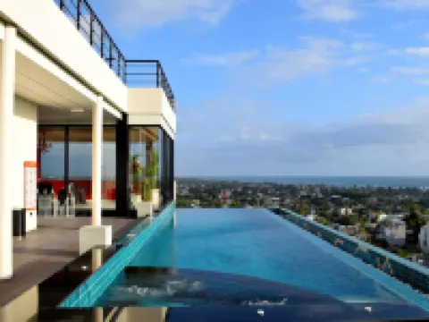 Anarva Hotel & Spa โรงแรมในเมานต์ลาวิเนีย