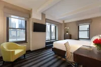 Hotel Edison Times Square - balcón