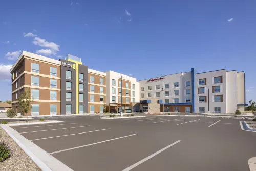 Home2 Suites โดย Hilton โคลวิส - พร้อมอาหารเช้า