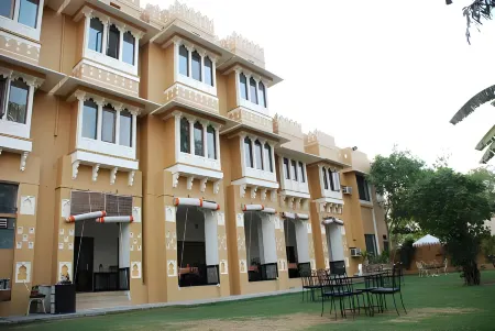 Hotel Pratap Palace