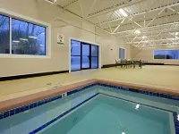 Days Inn by Wyndham Plattsburgh - Hot Tub