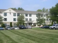 MainStay Suites Columbus North - Worthington Hotels in Columbus