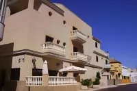 Macavi Hotel a Rota