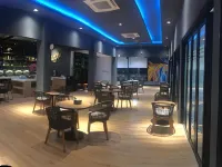 Grand Caman Hotel Hotels in Pondok Gede