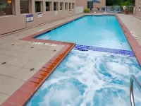 Four Points by Sheraton Dallas Arlington Entertainment District - Swimmingpools