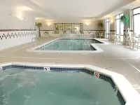 SpringHill Suites Lansing - Pysäköinti