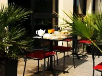 Hotel l'Ortega - Rennes St Jacques Aéroport - Завтрак